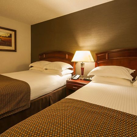 Best Western Airport Inn Calgary Bagian luar foto