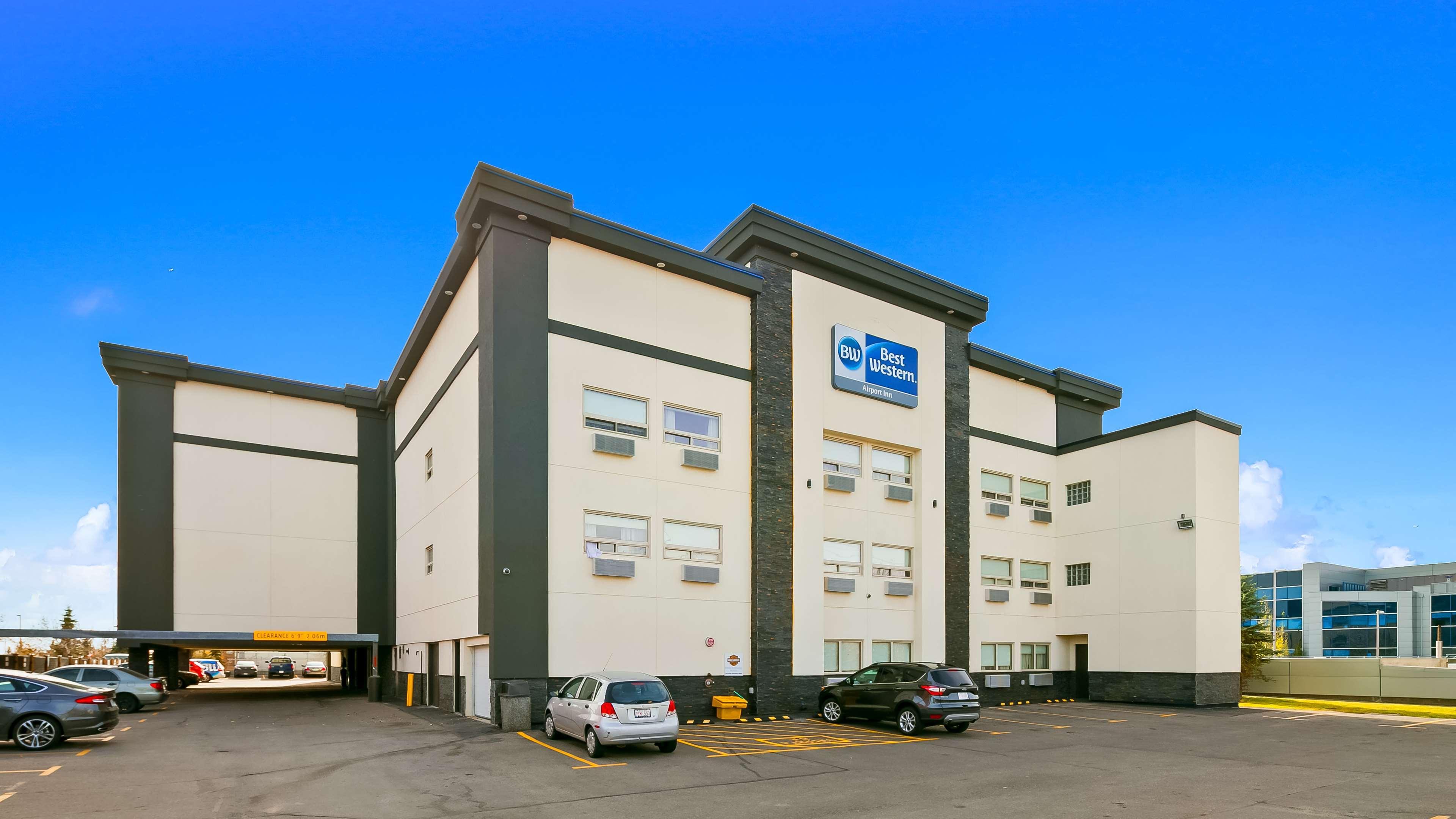 Best Western Airport Inn Calgary Bagian luar foto